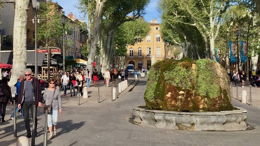 Historic Monuments in Aix-en-Provence Old Mossy